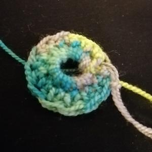 Fleur de douche tawashi crochet